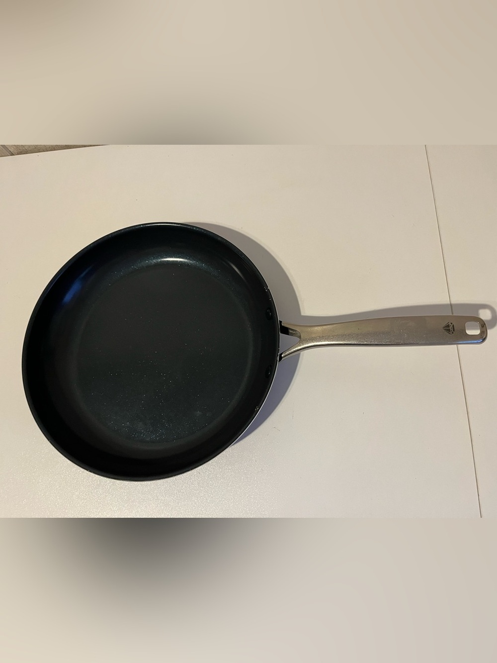 Blue Diamond 12 Inch Ceramic Non-Stick Frying Pan Skillet Blue Silver Handle EC